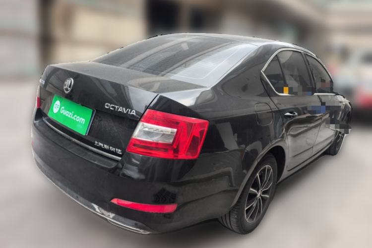 Used Skoda Octavia 2017 1.6L Manual Smart Drive Edition Rear Right 45 Deg