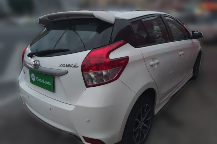 Used Toyota YARiS L Zhi Xuan 2015 1.5E Automatic Charm Edition