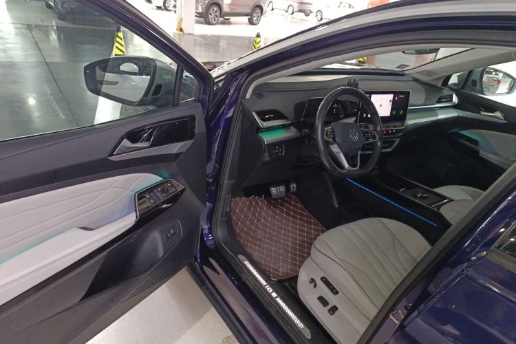 Used Volkswagen ID.6 X 2021 Pro Smart Long-Range Edition Driver Seat