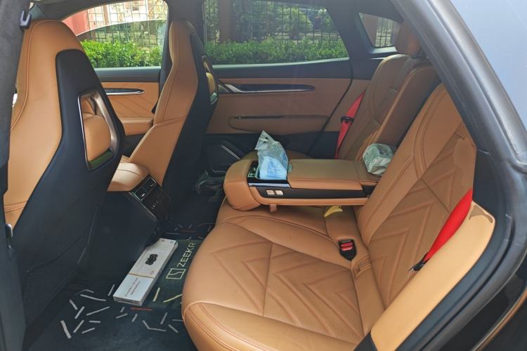 Used Zeekr 001 2022 Ultra-Long Range Dual-Motor YOU Version Left Rear Seat