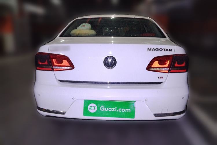 Used Volkswagen Magotan 2013 1.8TSI Luxury Model
