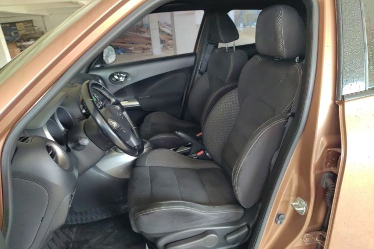 Used Infiniti ESQ 2014 1.6L Spontaneous Edition
