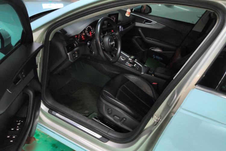 Used Audi A4L 2018 30th Anniversary Edition 30 TFSI Ambition Model