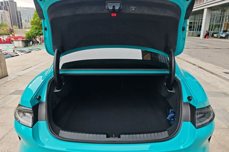 Used Xiaomi Auto SU7 2024 Rear-Drive Ultra-Long Range Advanced Pro-Level Intelligent Driving Version Trunk