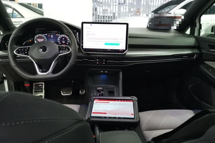 Used Volkswagen Golf 2025 300TSI R-Line