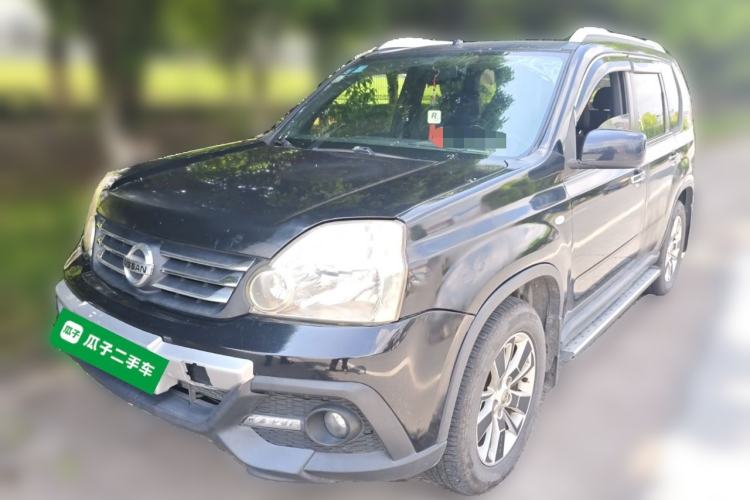 Used Dongfeng Fengdu MX6 2015 2.0L CVT Two-Wheel Drive All-Around Version