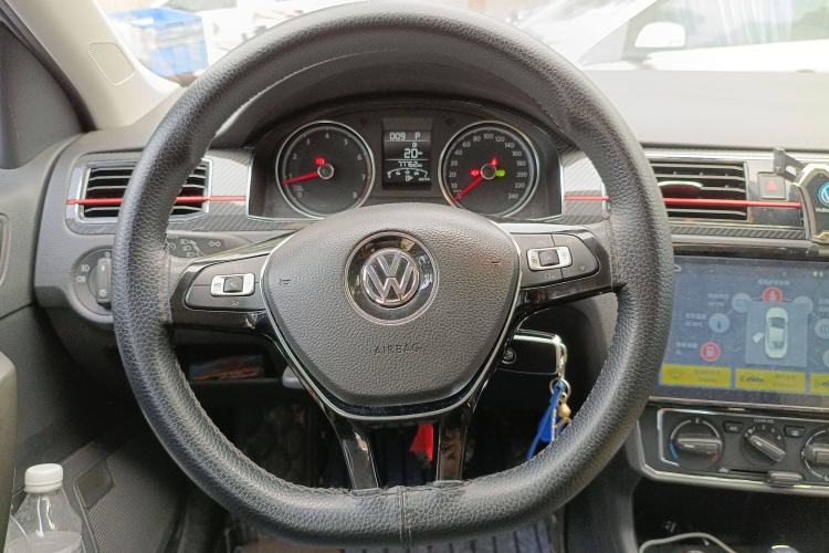 Used Volkswagen Santana 2017 Haval H9 1.6L Automatic Comfort Edition Steering Wheel