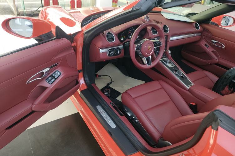 Used Porsche 718 2018 Boxster 2.0T
