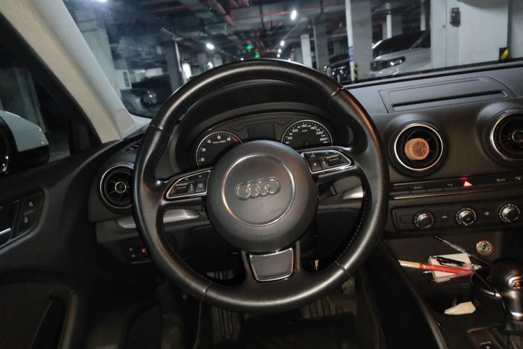 Used Audi A3 2017 Limousine 35 TFSI Fashion Model
