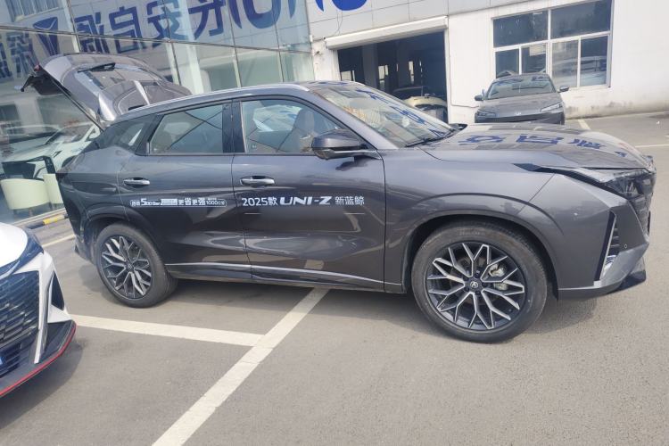 Used Changan UNI-Z 2025 1.5T Premium Edition