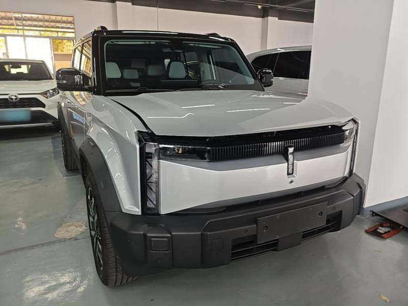 Used iCAR 03 2024 472km Four-Wheel Drive Long-Range Version — 3
