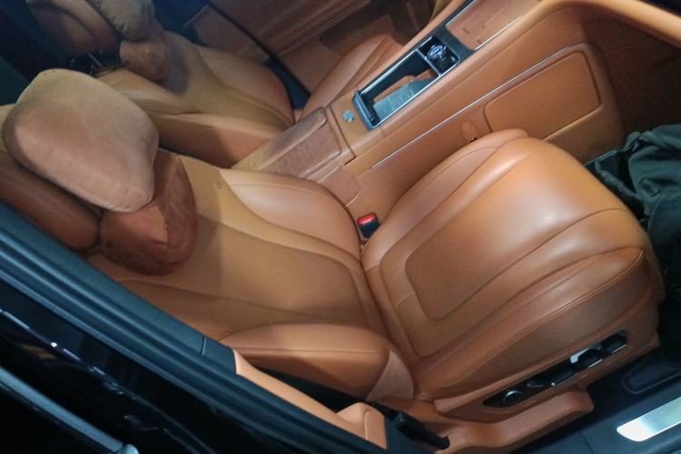 Used Hima AITO M9 2024 Range-Extended Max Edition 52 kWh 6-Seater Version
