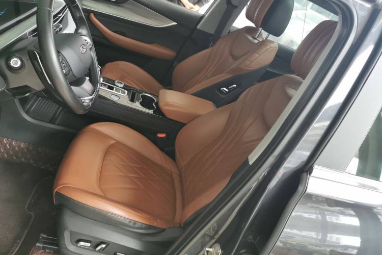 Used Chery Tiggo 8 PLUS 2022 Kunpeng Edition 390TGDI DCT Luxury Version
