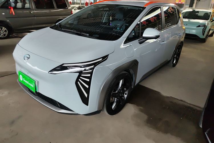 Used AION Y 2022 Plus 70 Tech Edition