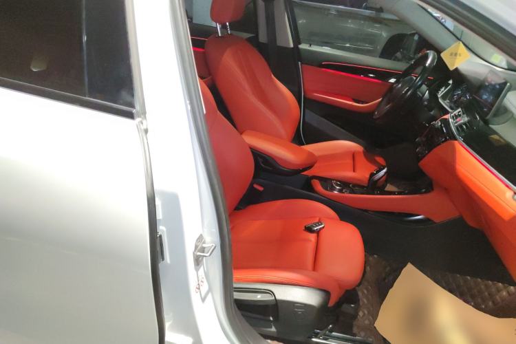 Used BMW X2 2022 sDrive25i M Sport Package Right Front Seat