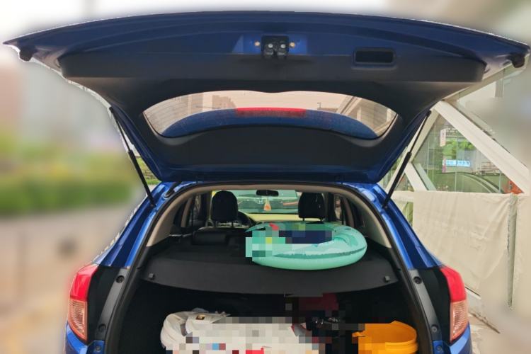 Used Honda Vezel 2015 1.5L CVT two-wheel drive Comfort trim
