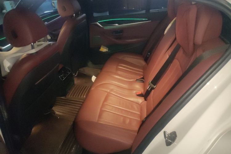 Used BMW 5 Series 2019 530Li Leading Model M Sport Package
