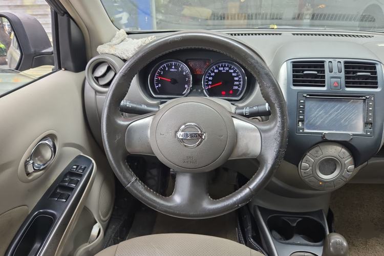 Used Nissan Sunny 2011 1.5XV Manual Luxury Edition Steering Wheel