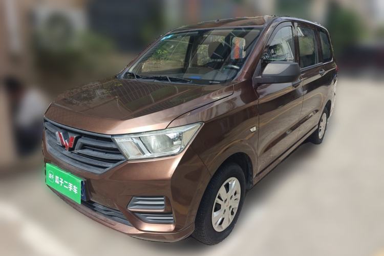 Used Wuling Hongguang 2019 1.5L S Basic Version China VI Standard LAR