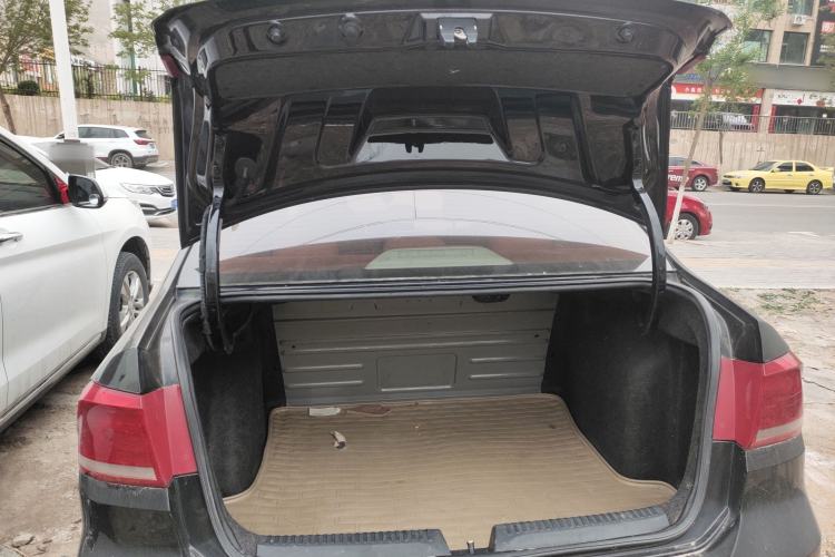 Used Volkswagen Santana 2013 1.6L Automatic Comfort Edition