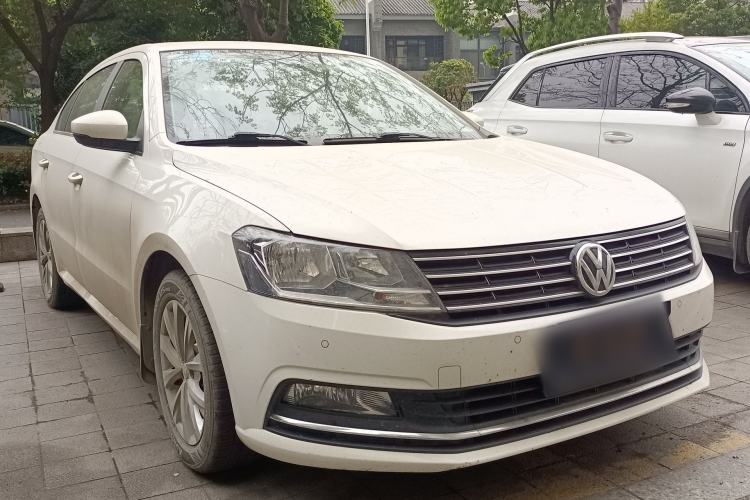 Used Volkswagen Lavida 2017 1.6L Automatic Comfort Edition