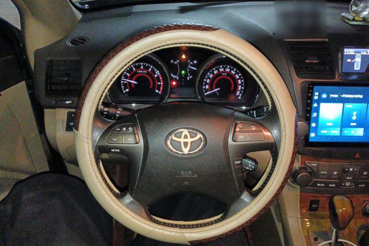 Used Toyota Highlander 2009 2.7L Two-Wheel Drive 7-Seater Luxury Edition