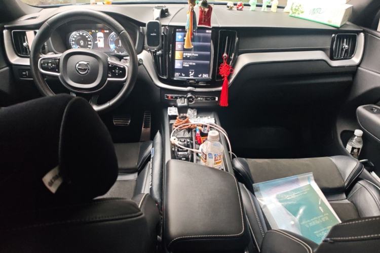 Used Volvo XC60 2018 T5 4x4 Zhiya Sport Edition
