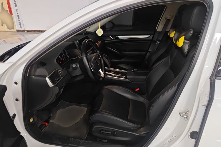 Used Honda Accord 2022 260TURBO Luxury Edition Driver Seat