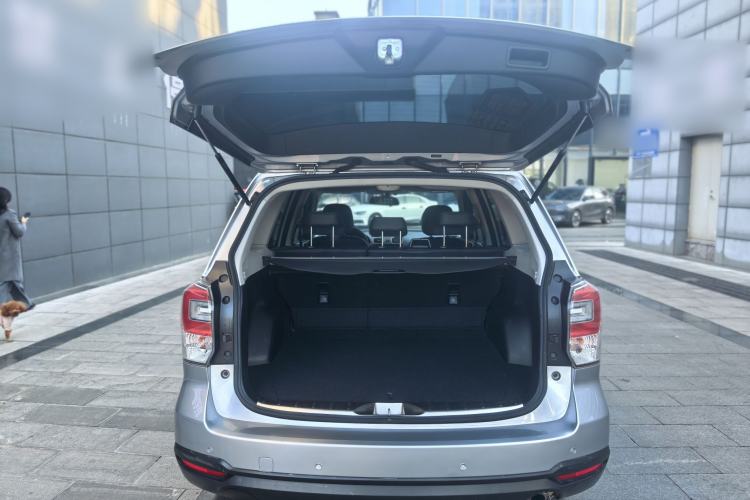 Used Subaru Forester 2016 2.5i Luxury Navigation Edition
