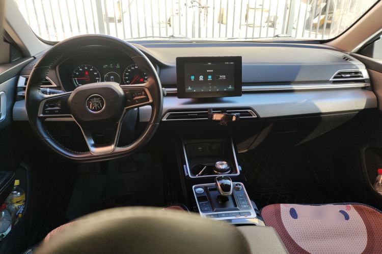 Used BYD Qin New Energy 2019 High-Range Luxury Model
