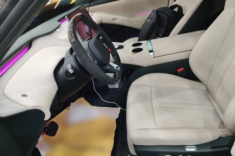 Used Xiaomi Auto YU7 2025 Ultra-Long Range High-Performance All-Wheel-Drive Max Edition
