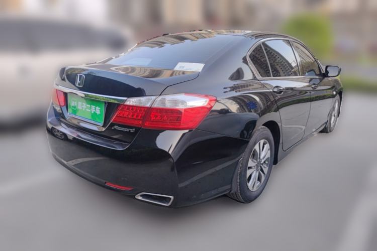 Used Honda Accord 2015 2.0L LX Comfort Edition Rear Right 45 Deg
