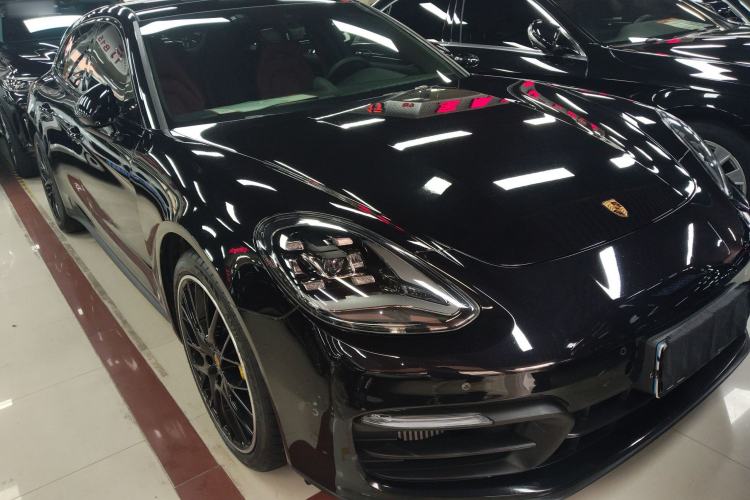 Used Porsche Panamera 2022 Panamera 4 Sport Turismo 2.9T Front Right 45 Deg