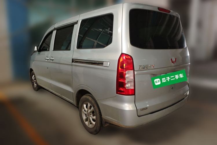 Used Wuling Hongguang V 2019 1.5L Enjoyment Version China VI LAR
