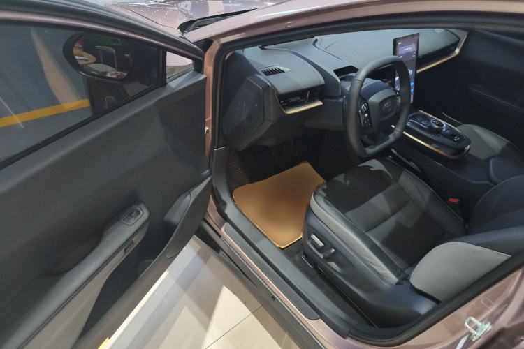 Used Toyota bZ3 2023 616 km Long-Range Premium
