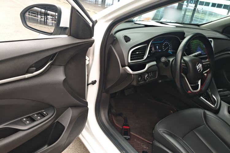 Used Buick GT 2021 1.3T Automatic Mild Hybrid Elite Version Driver Seat