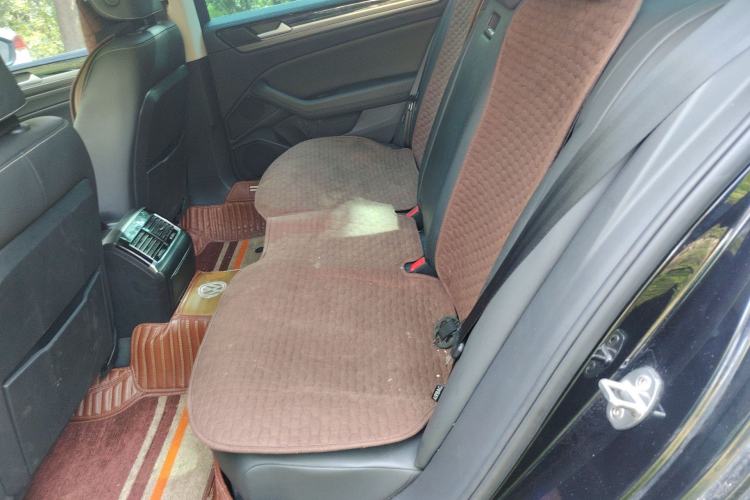 Used Volkswagen Phideon 2019 380TSI Two-Wheel Drive Business Edition China VI Standard
