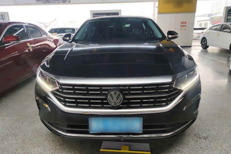 Used Volkswagen Passat 2024 380TSI Dragon Edition
