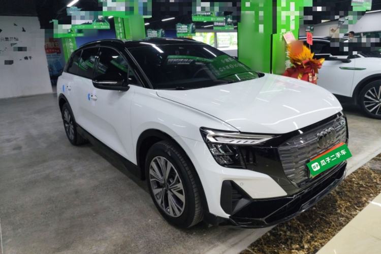 Used Audi Q5 e-tron 2023 40 e-tron Shining Edition Mecha Kit
