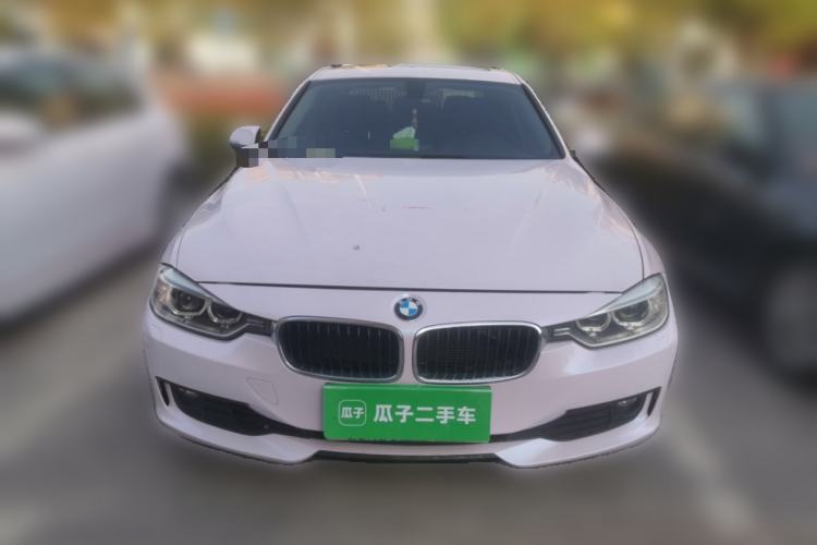 Used BMW 3 Series 2015 320i Luxury Line Stylish Edition