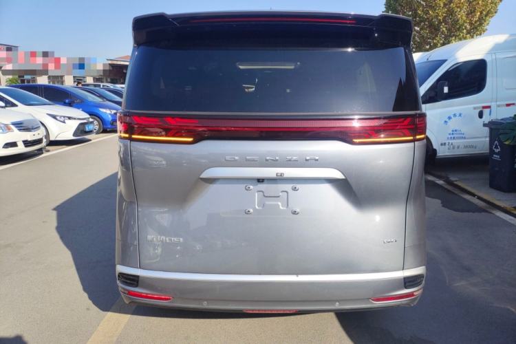 Used Denza D9 2023 DM-i 965 Luxury Model