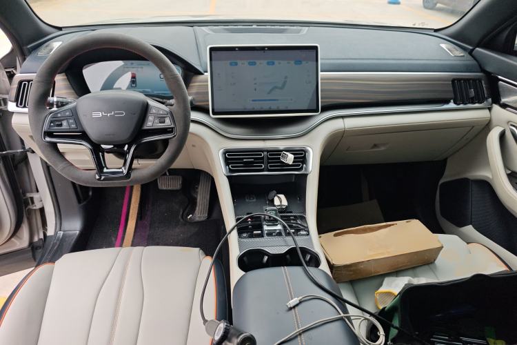 Used BYD Song PLUS New Energy 2023 Champion Edition EV 520KM Prestige Model
