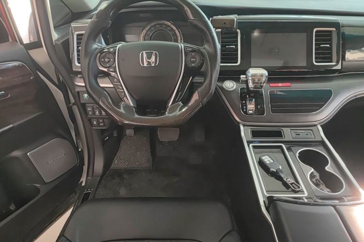 Used Honda Elysion 2016 2.4L Style Edition
