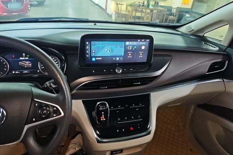 Used Buick GL8 2023 Land Executive Class Smart Enjoyment Model
