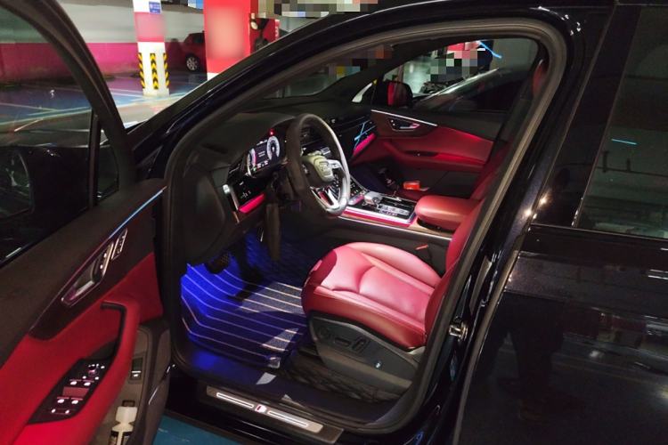 Used Audi Q7 2020 55 TFSI quattro Black Warrior Exclusive Edition Driver Seat