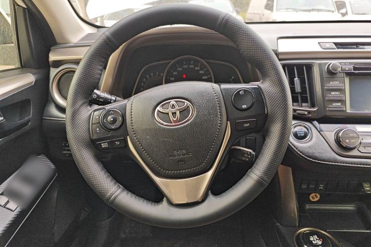 Used Toyota RAV4 2013 2.5L Automatic 4x4 Elite Edition
