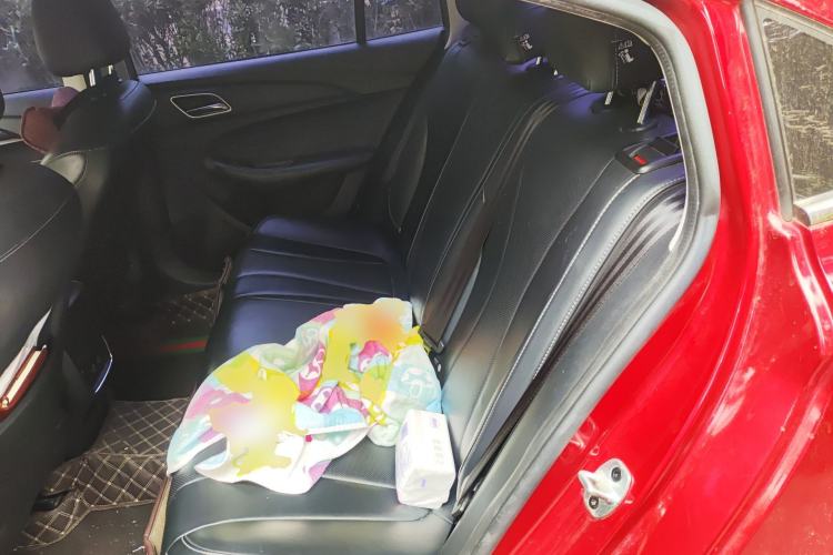 Used Roewe i5 2019 1.5L Automatic 4G Connected Linghao Flagship Edition Left Rear Seat