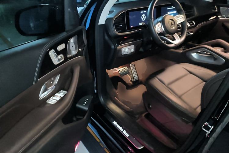 Used Mercedes-Benz GLS 2023 GLS 450 4MATIC Stylish Model Driver Seat