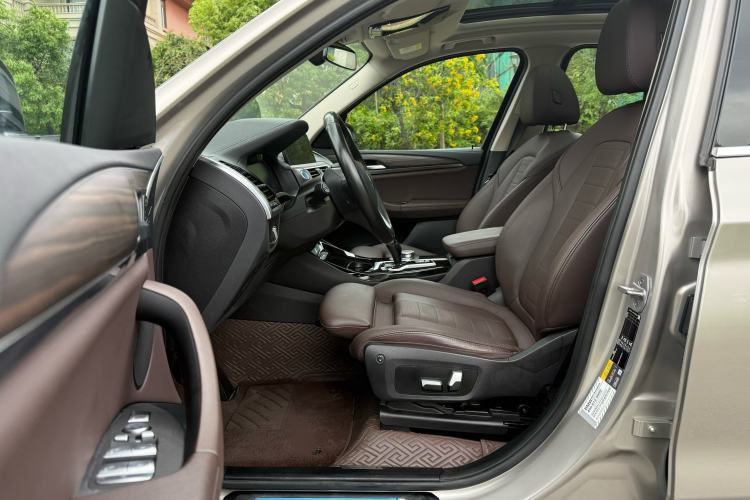 Used BMW iX3 2021 Leading Model Interior 2