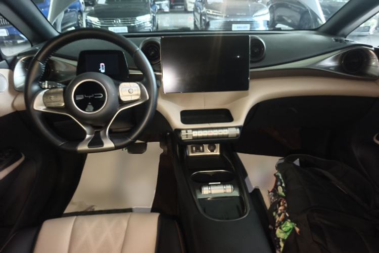 Used BYD Dolphin 2023 420 km Fashion Edition